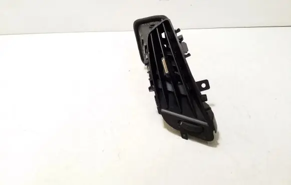 Dash center air vent grill