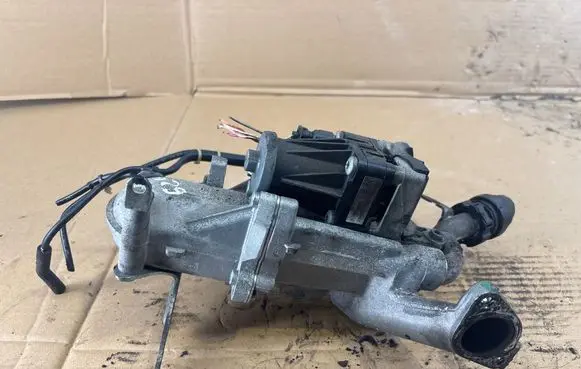 Citroen C4 II Picasso EGR valve 5056390800 2343331933 234333193313