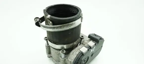 Jaguar XE Throttle body valve G4D3-9F991-AA