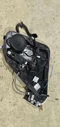 Mercedes-Benz GLC X253 C253 Front door window regulator with motor A2050047499