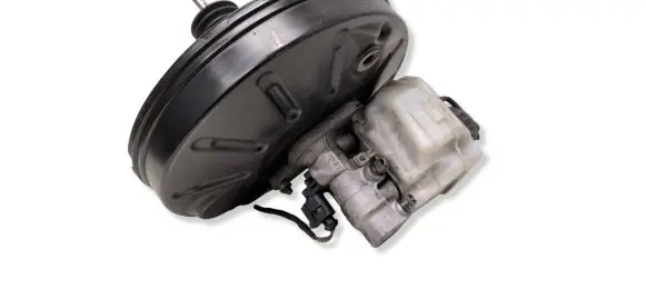 Volkswagen PASSAT B7 Brake booster 3C1614105AP 5N0945459A 3C1611301