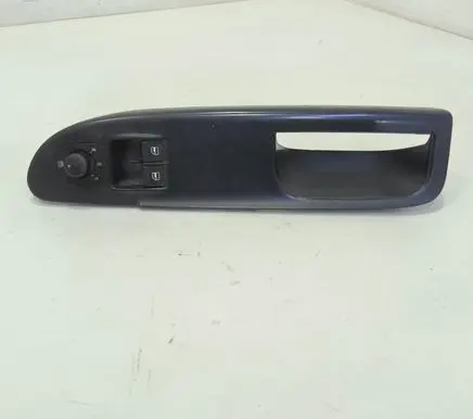 Volkswagen PASSAT B6 Electric window control switch 3C1867171