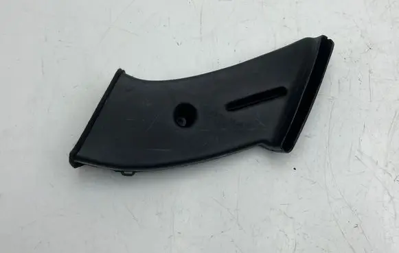 Mercedes-Benz S W126 Cabin air duct channel A1668310346 1268310346 43570200