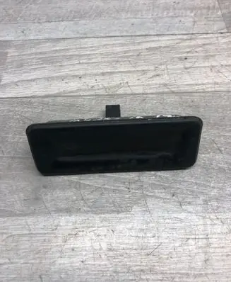 Skoda Octavia Mk2 (1Z) Tailgate/trunk/boot exterior handle 1Z0827574