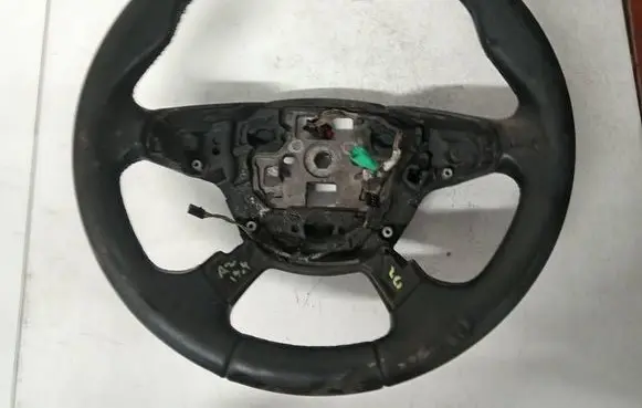 Ford Focus Steering wheel 9456f110912982