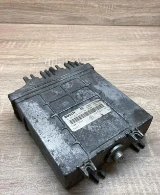 Renault Megane I Engine control unit/module ECU 7700111552 0281010077 7700114644