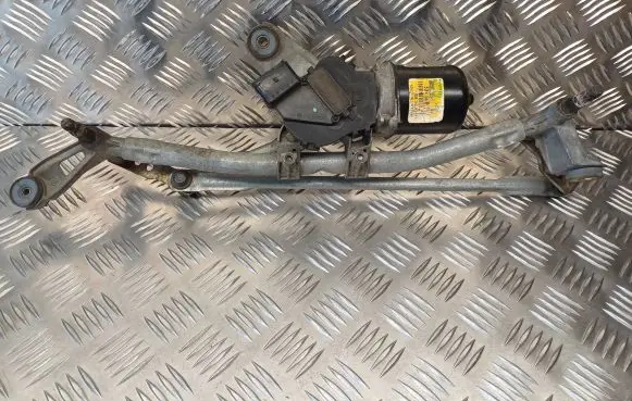 Front wiper linkage