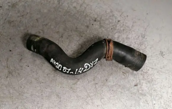 Toyota Aygo AB10 Engine coolant pipe/hose