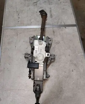 Volvo V50 Steering wheel axle set P31202262