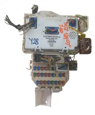 Suzuki SX4 Fuse module 3677079J41 36770-79J41 B79J4