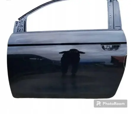 Fiat 500E Front door
