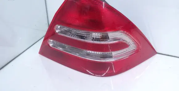 Mercedes-Benz C W203 Rear/tail lights
