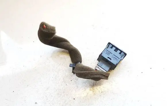 Nissan Primera Central locking switch button 