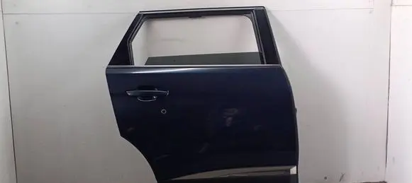 Peugeot 5008 II Rear door