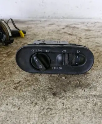 Ford Galaxy Light switch