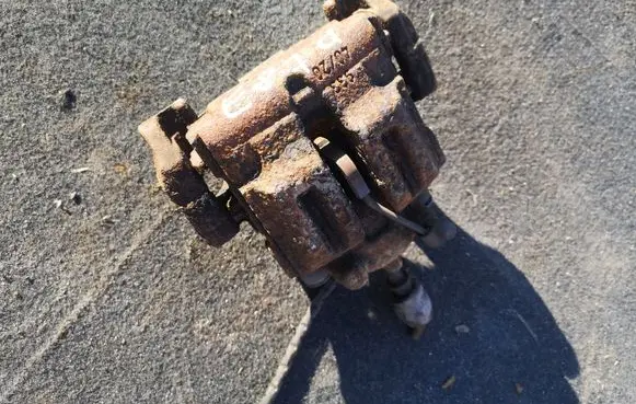 BMW 1 E81 E87 Rear brake caliper