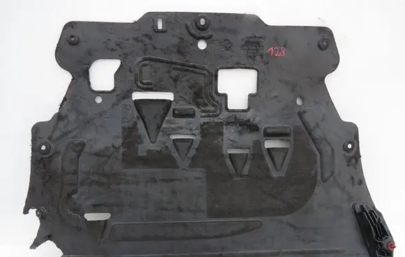 Volvo S90, V90 Engine splash shield/under tray 31378306