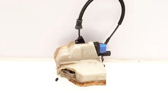 Volkswagen Phaeton Front door lock