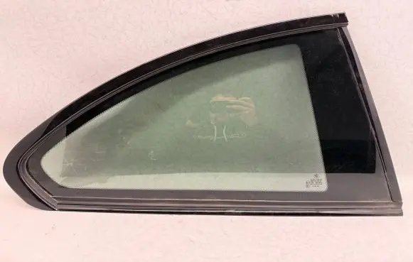 BMW 2 F22 F23 Rear side window 43R001057 E000184