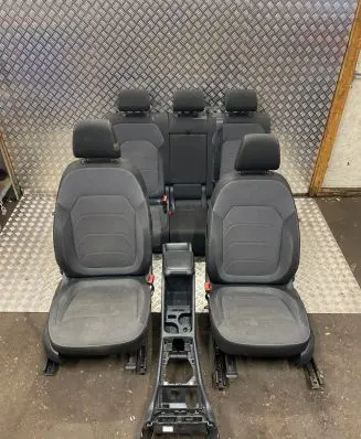 Seat set