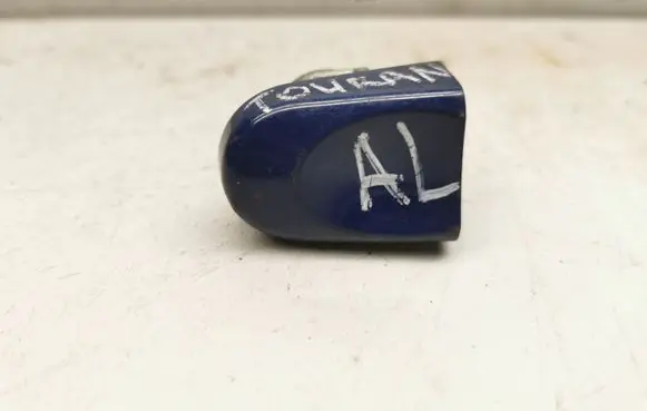 Volkswagen Touran I Rear door handle cover 