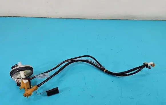 Mercedes-Benz C W203 Fuel level sensor A2034702941 IMPRK1522679