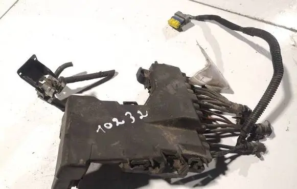 Peugeot 508 Fuse box set 9665878080