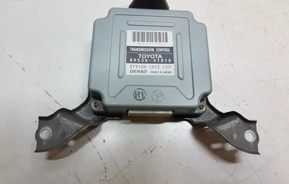 Toyota Prius (XW20) Gearbox control unit/module 8953547010