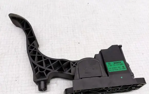 Skoda Fabia Mk1 (6Y) Accelerator throttle pedal 0280752215 183203807YB3 6Q1721503A