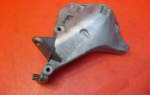 Skoda Fabia Mk2 (5J) Engine mounting bracket 03P199206