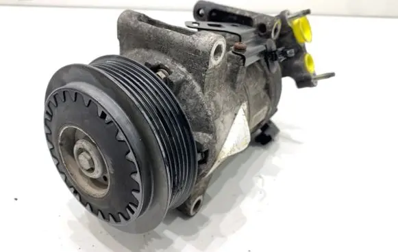 Peugeot 308 SW Air conditioning (A/C) compressor (pump) 9675655880