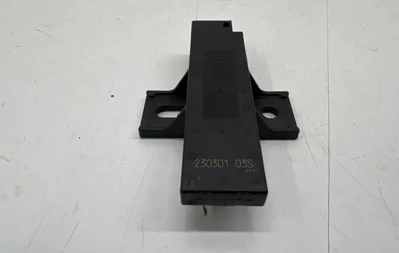 Audi Q8 e-tron Keyless system antenna 4M0907247