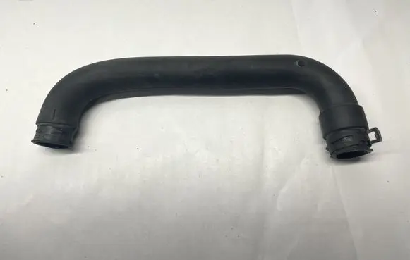 Chevrolet Camaro Air intake duct part 23340377