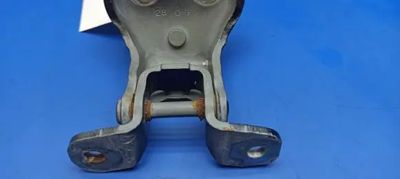 Mercedes-Benz ML W163 Front door lower hinge 280F