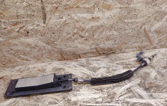Porsche Panamera (970) Gear shift cable linkage 97042613300