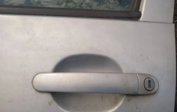 Volkswagen Bora Front door exterior handle