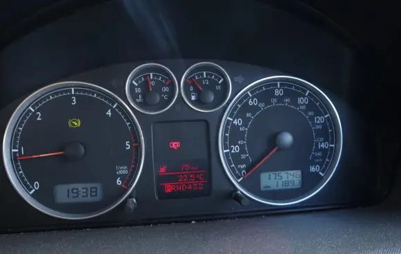 Volkswagen Sharan Speedometer (instrument cluster) 7M3920920L 030709025L 110080031023