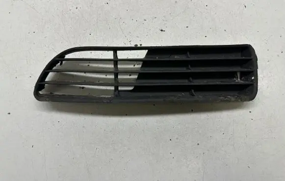 Audi A4 S4 B5 8D Front bumper lower grill
