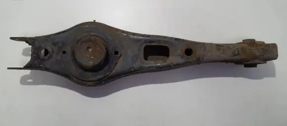 Hyundai Santa Fe Rear upper control arm/wishbone