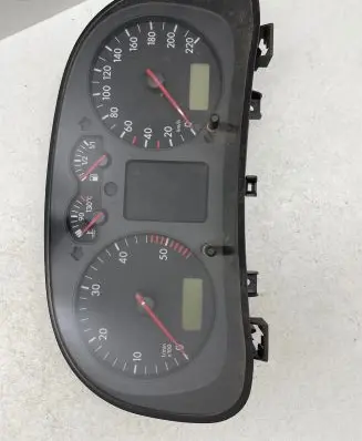 Volkswagen Golf IV Speedometer (instrument cluster) 1J0920805E 0410240167 0263628002