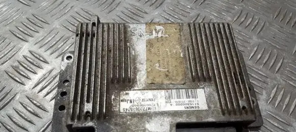 Renault Scenic I Engine control unit/module hom7700875745 s115300202a