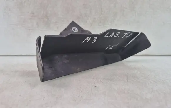 Mazda 3 III Intercooler air guide/duct channel K3006