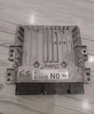 Nissan Juke I F15 Engine control unit/module ECU 23710BJ91B