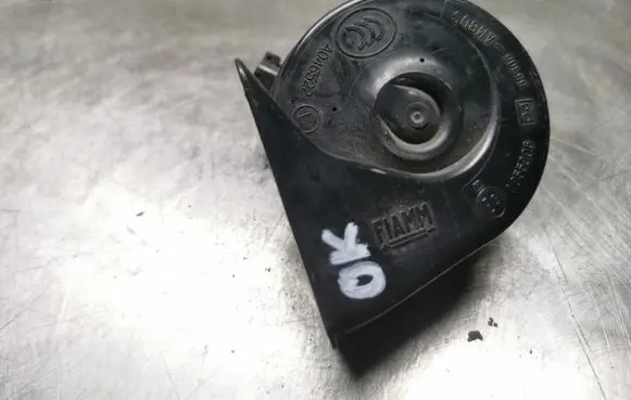 Volvo V70 Horn signal