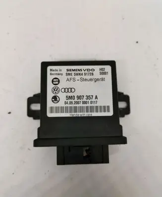 Volkswagen Touran I Light module LCM 5M0907357A 5WK49172B