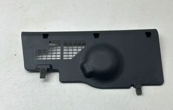 Hyundai Tucson TL Dashboard lower bottom trim panel 97285D7000 13721634 202000500134501