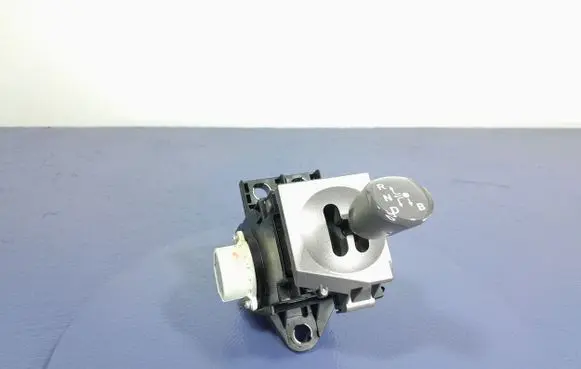 Toyota Prius (NHW20) Gear shift rod 