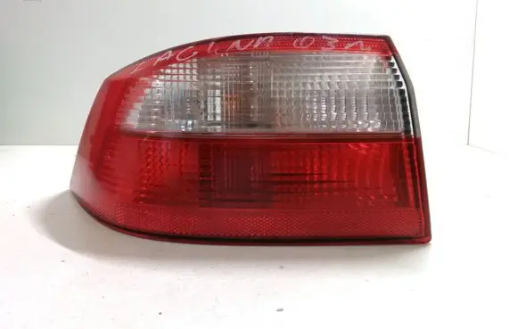 Renault Laguna II Rear/tail lights 8200002473