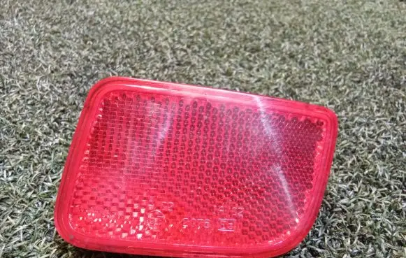 Renault Master III Rear tail light reflector 8200152643B 8200152643 1124600B