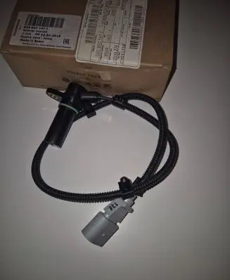 Skoda Roomster (5J) Crankshaft position sensor 045957147C 9753124737